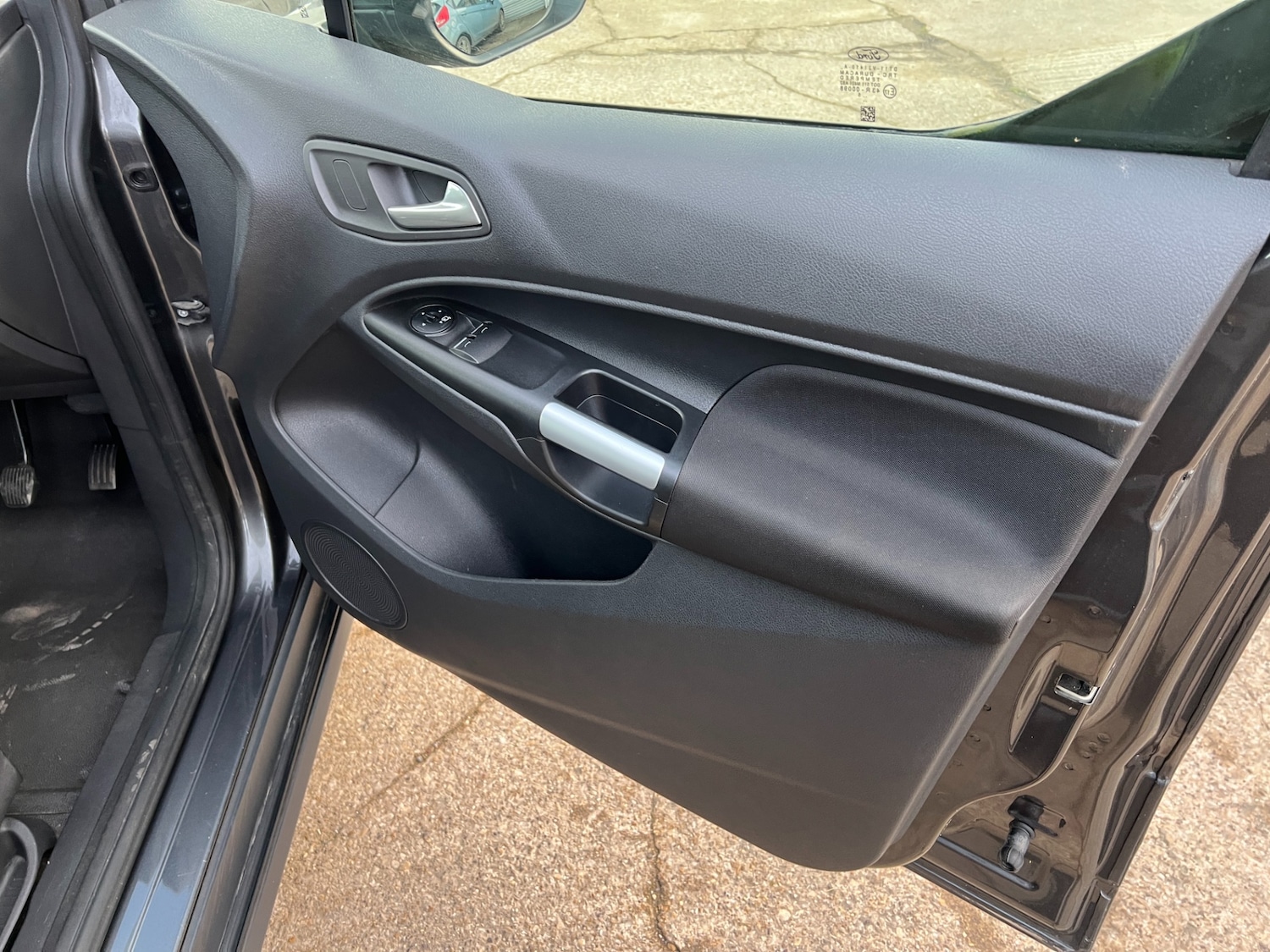 Used Ford Transit Connect 2015 for sale - 76709917: Photo 47