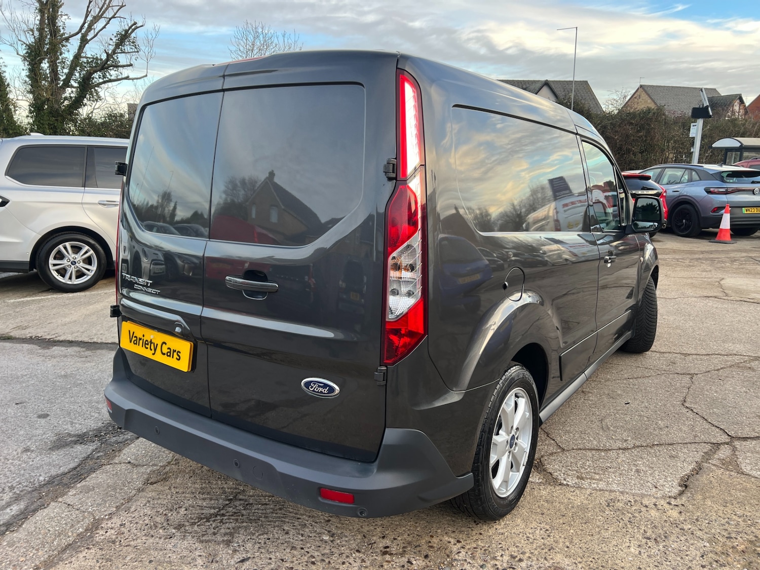 Used Ford Transit Connect 2015 for sale - 76709917: Photo 7