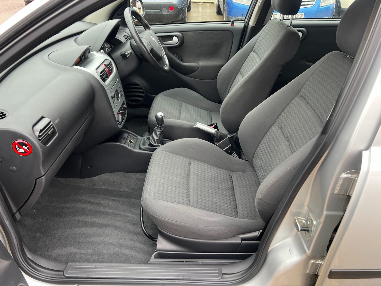 Used Vauxhall Corsa 2002 for sale - 77013183: Photo 10