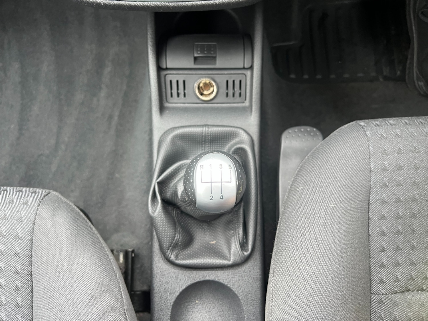 Used Vauxhall Corsa 2002 for sale - 77013183: Photo 18