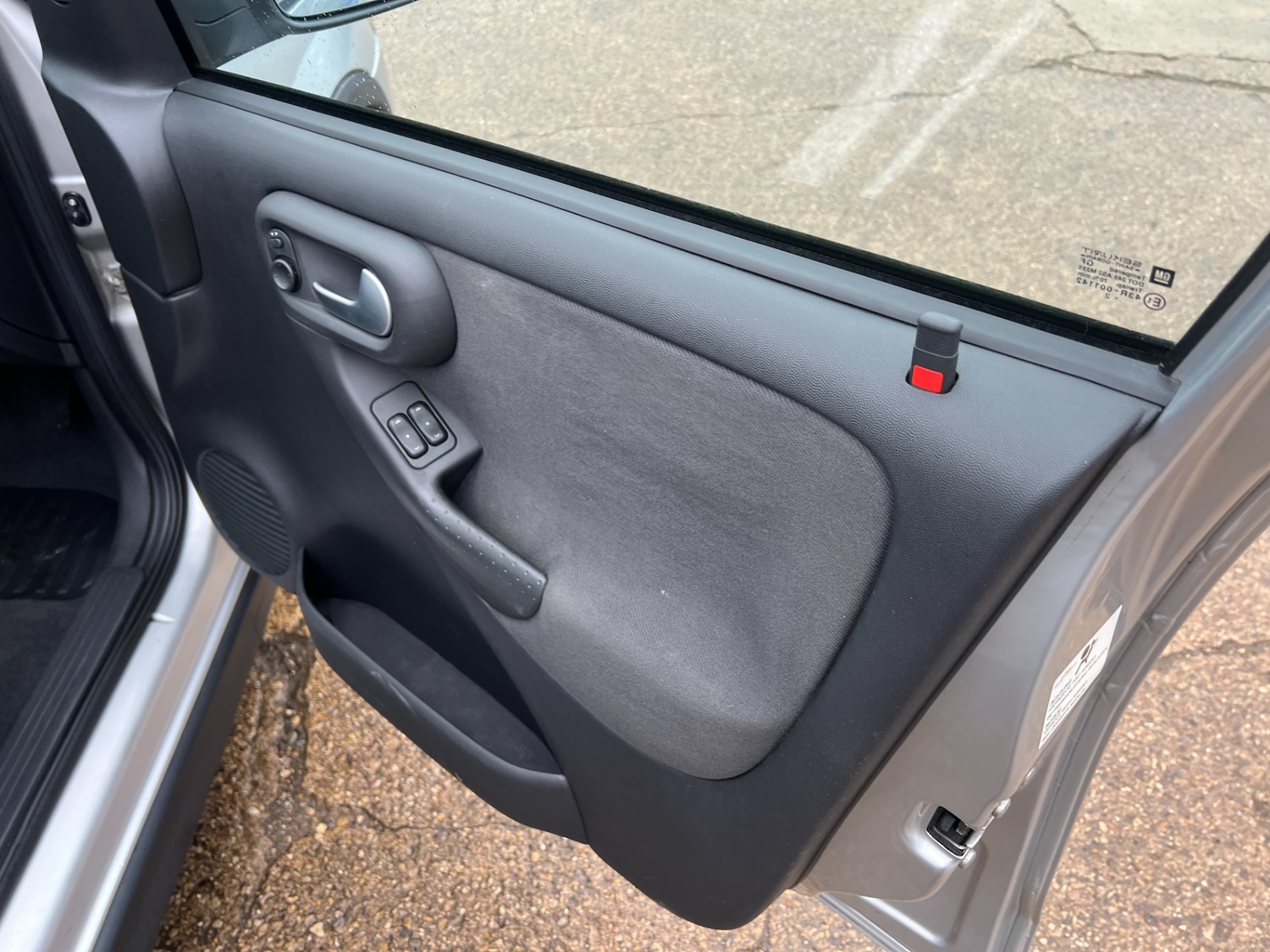 Used Vauxhall Corsa 2002 for sale - 77013183: Photo 27