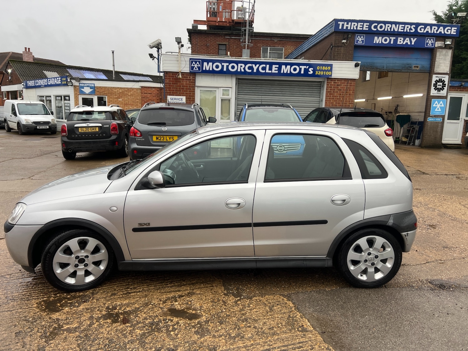 Used Vauxhall Corsa 2002 for sale - 77013183: Photo 4