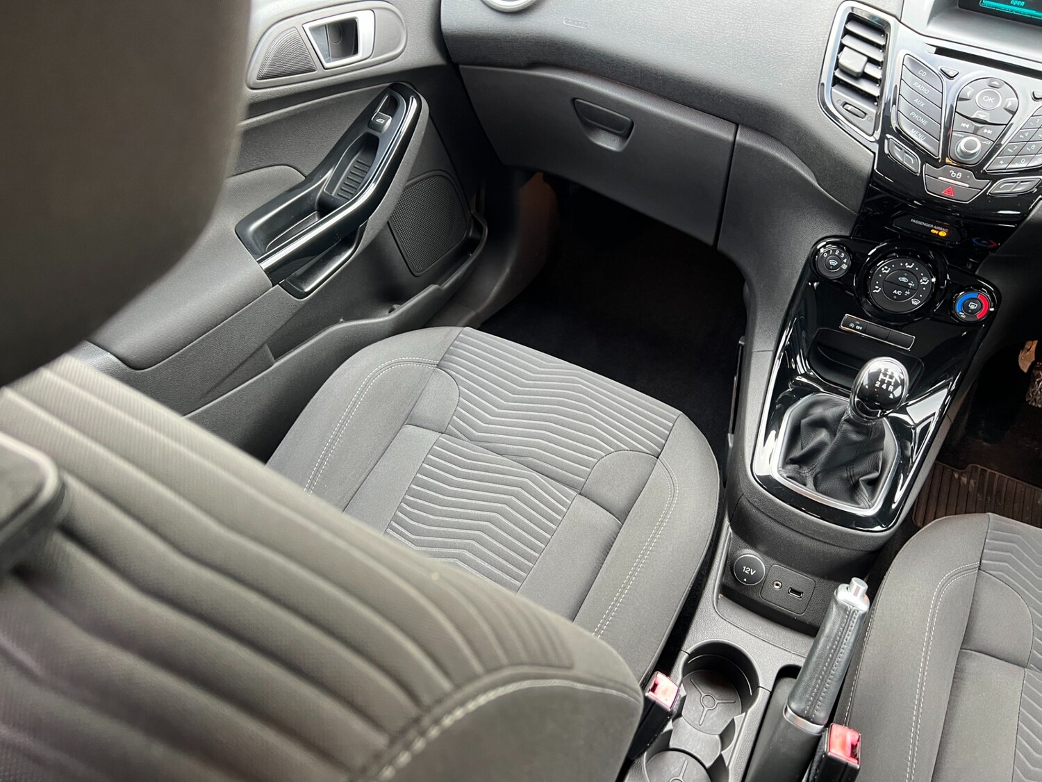 Used Ford Fiesta 2015 for sale - 77446700: Photo 16