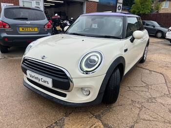 Used MINI Hatch 2019 for sale - 79690756: Photo