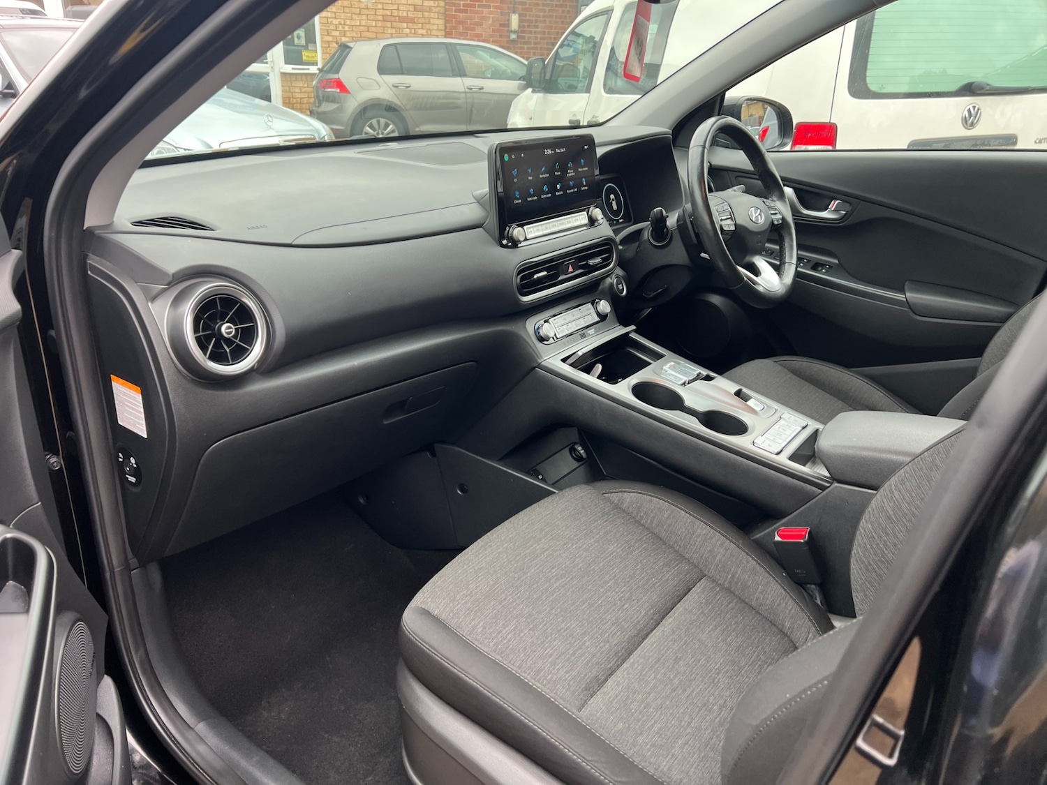 Used Hyundai KONA 2021 for sale - 76466115: Photo 11