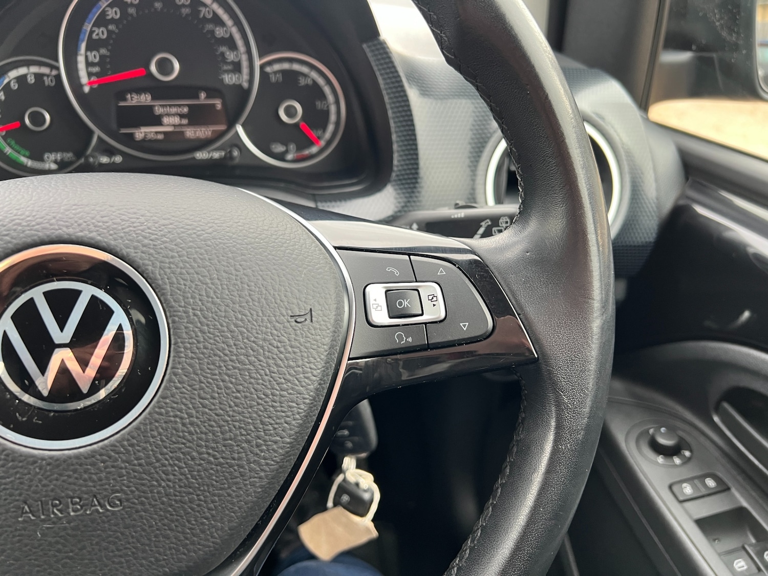 Used Volkswagen up! 2021 for sale - 76980088: Photo 24