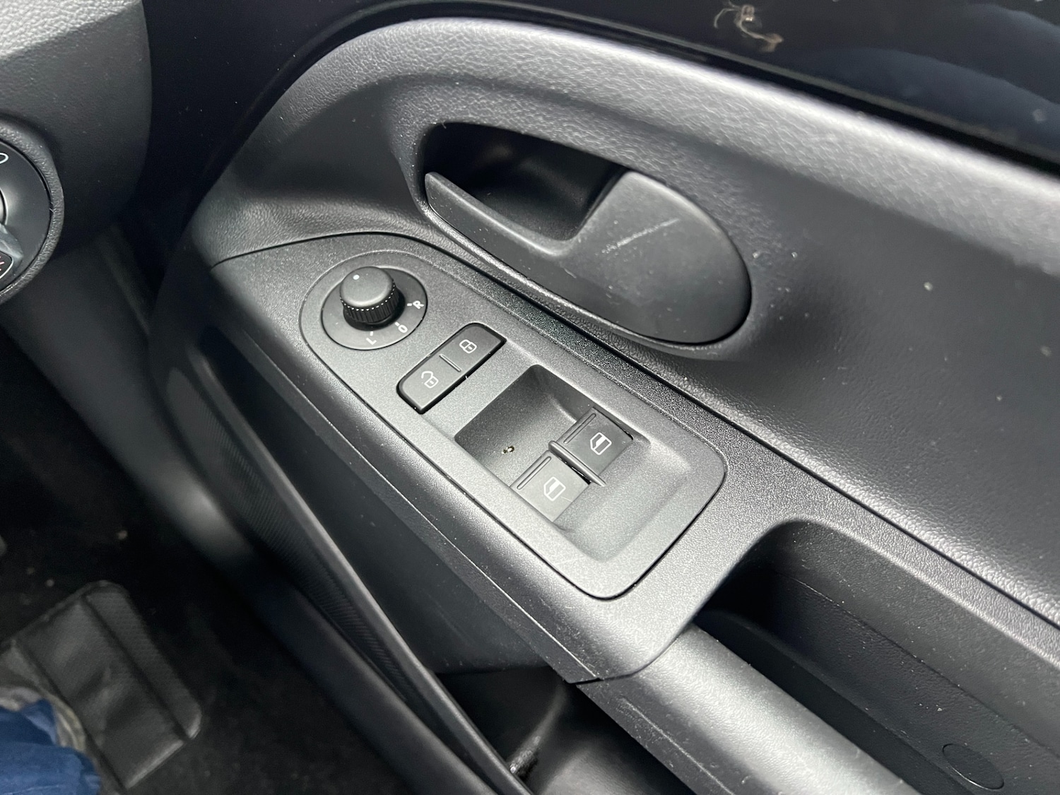 Used Volkswagen up! 2021 for sale - 76980088: Photo 28