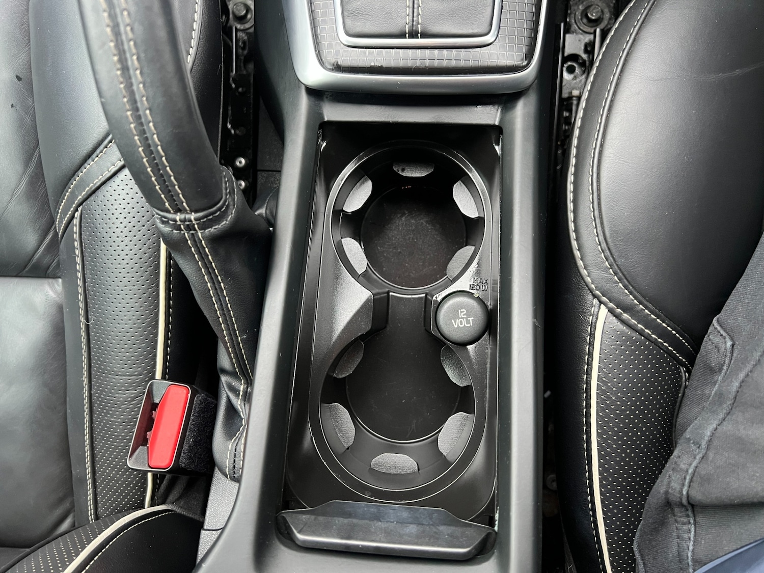 Used Volvo V40 2017 for sale - 76692782: Photo 16