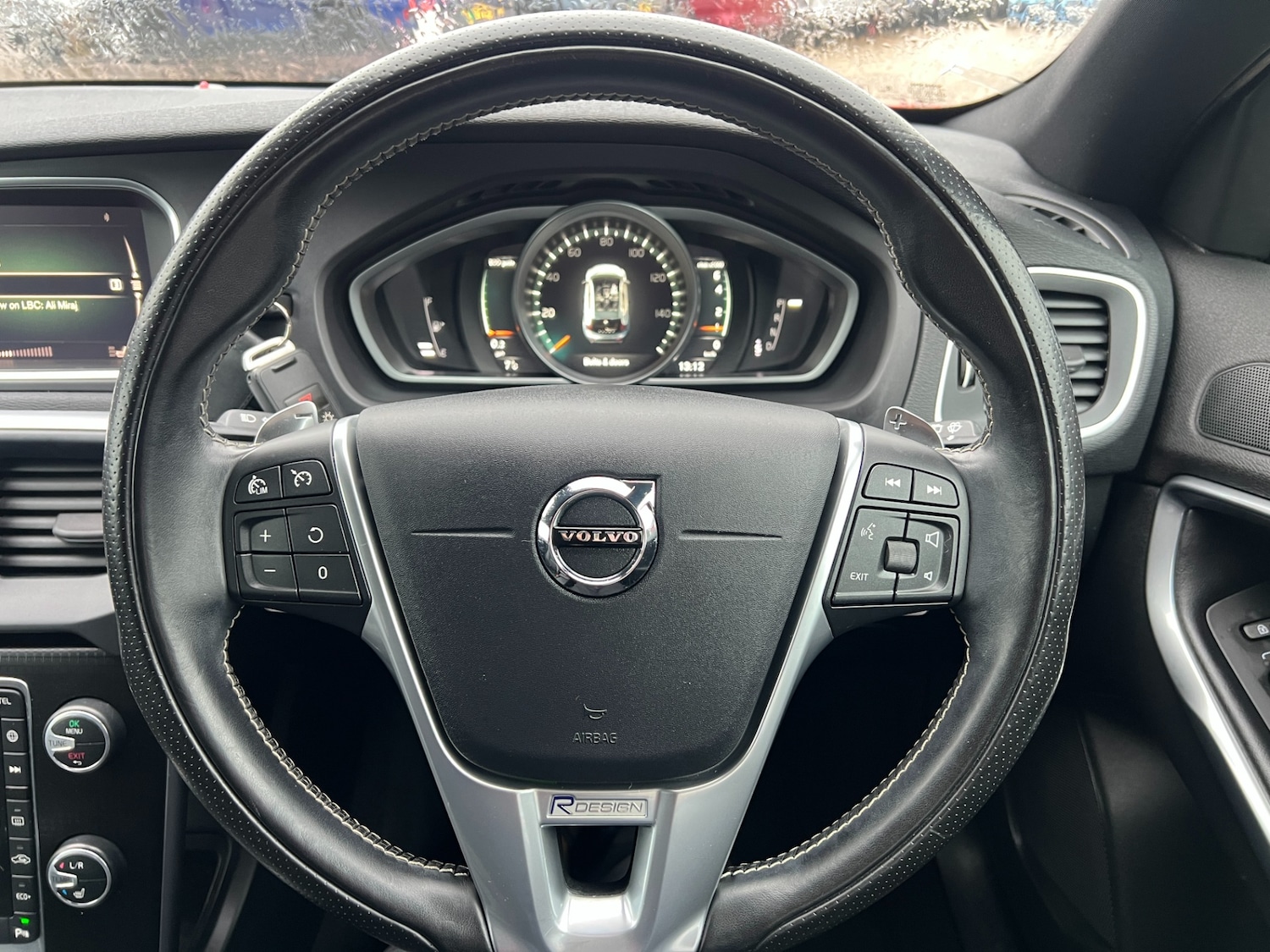 Used Volvo V40 2017 for sale - 76692782: Photo 21