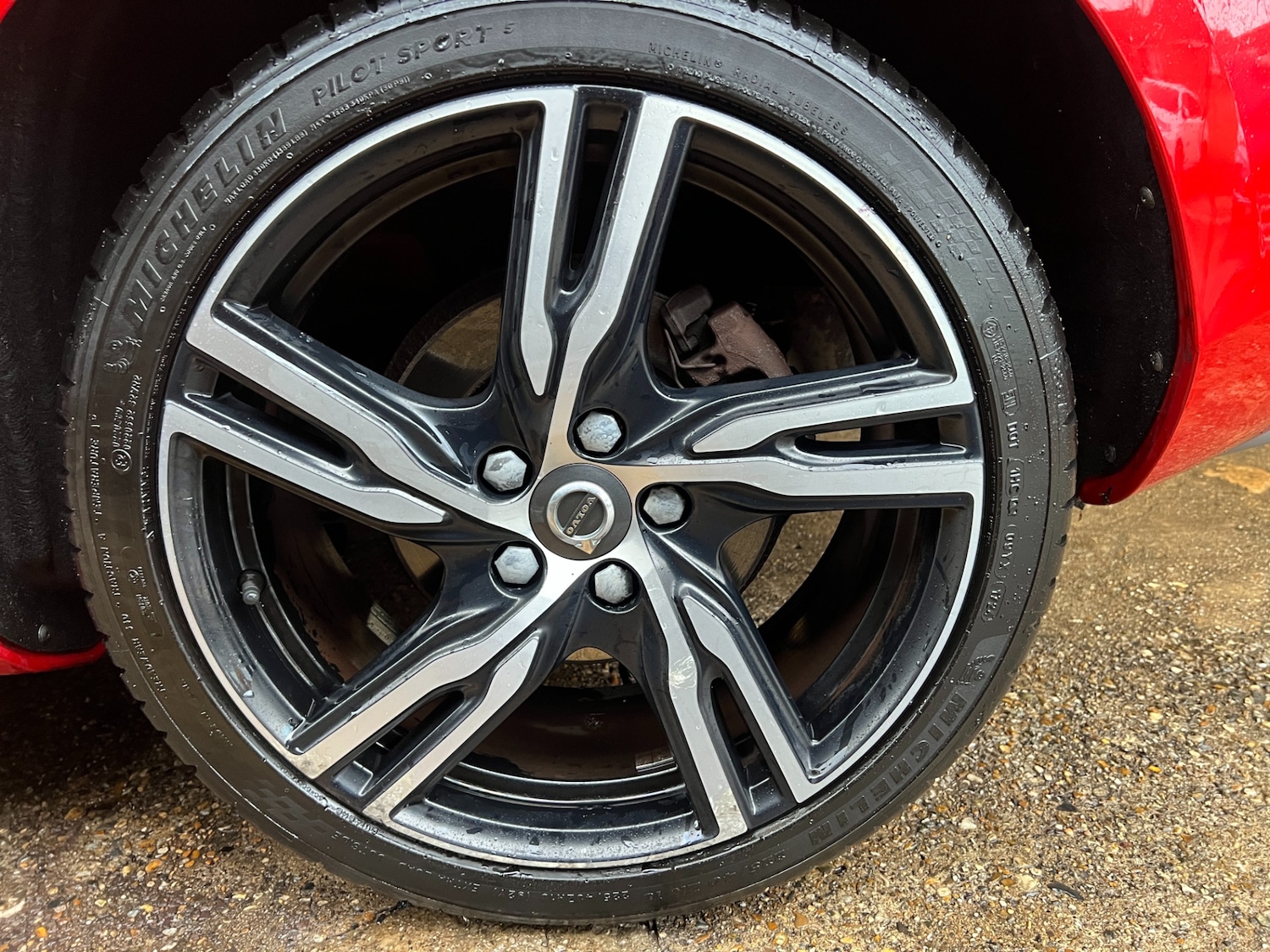 Used Volvo V40 2017 for sale - 76692782: Photo 40