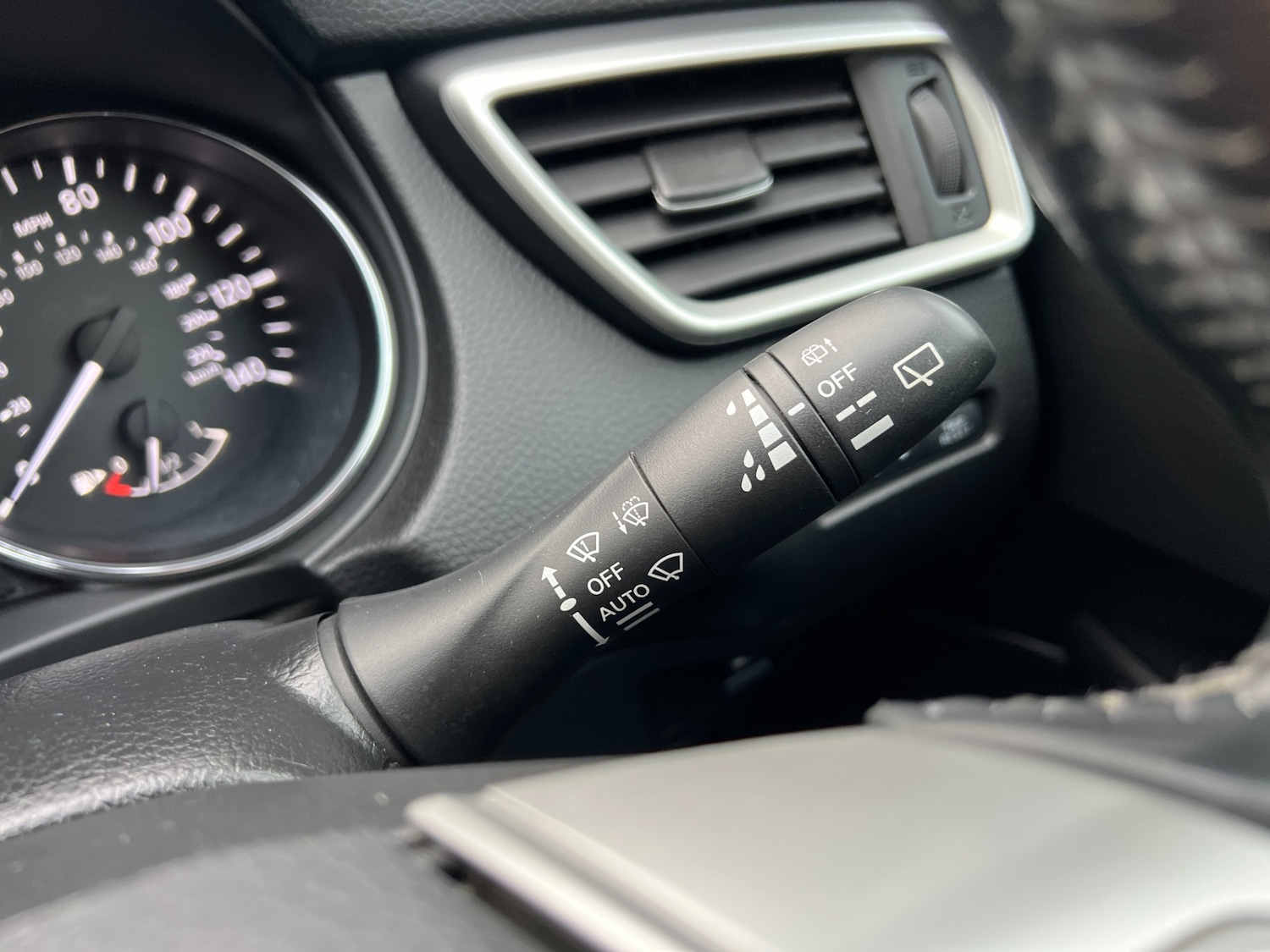 Used Nissan Qashqai 2015 for sale - 76521174: Photo 25