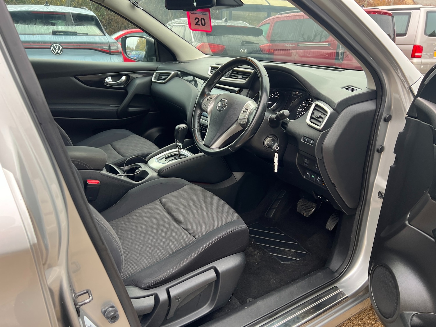 Used Nissan Qashqai 2015 for sale - 76521174: Photo 30