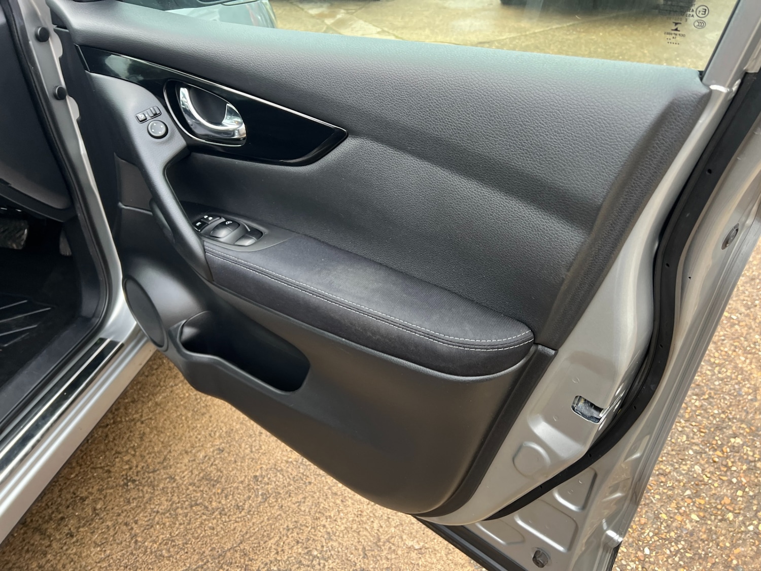 Used Nissan Qashqai 2015 for sale - 76521174: Photo 34