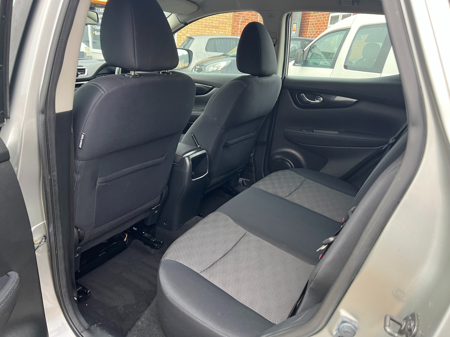 Used Nissan Qashqai 2015 for sale - 76521174: Photo 39