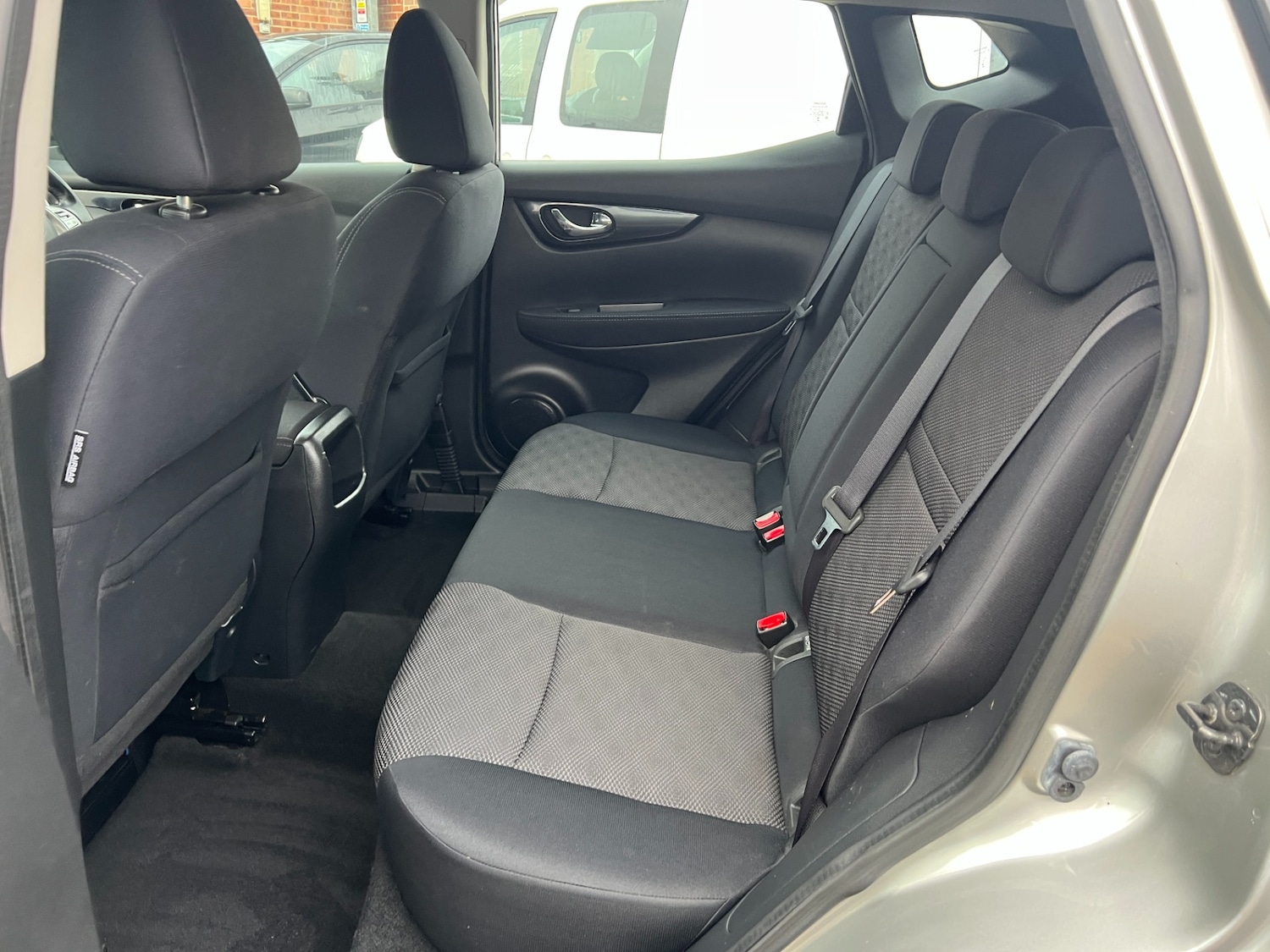 Used Nissan Qashqai 2015 for sale - 76521174: Photo 40