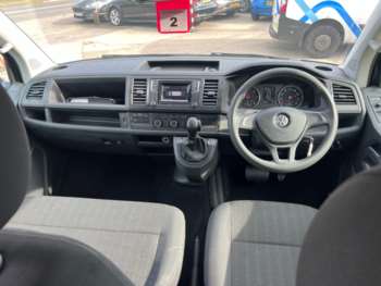 Used Volkswagen Transporter Shuttle 2018 for sale - 74538698: Photo