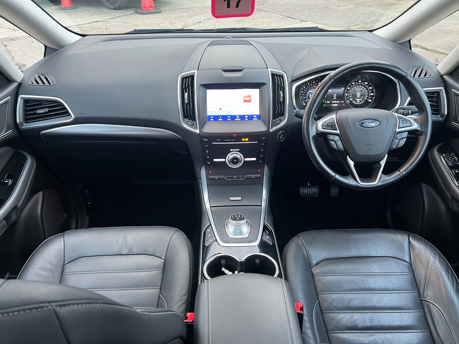 Used Ford Galaxy 2020 for sale - 76638996: Photo 2