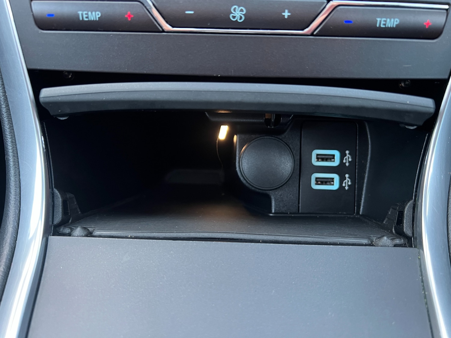 Used Ford Galaxy 2020 for sale - 76638996: Photo 20