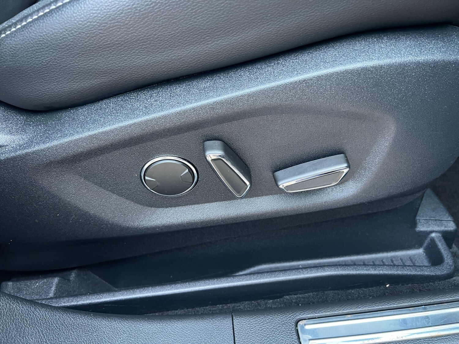 Used Ford Galaxy 2020 for sale - 76638996: Photo 42