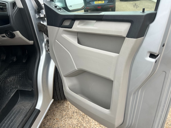 Used Volkswagen Transporter 2016 for sale - 76205783: Photo 31