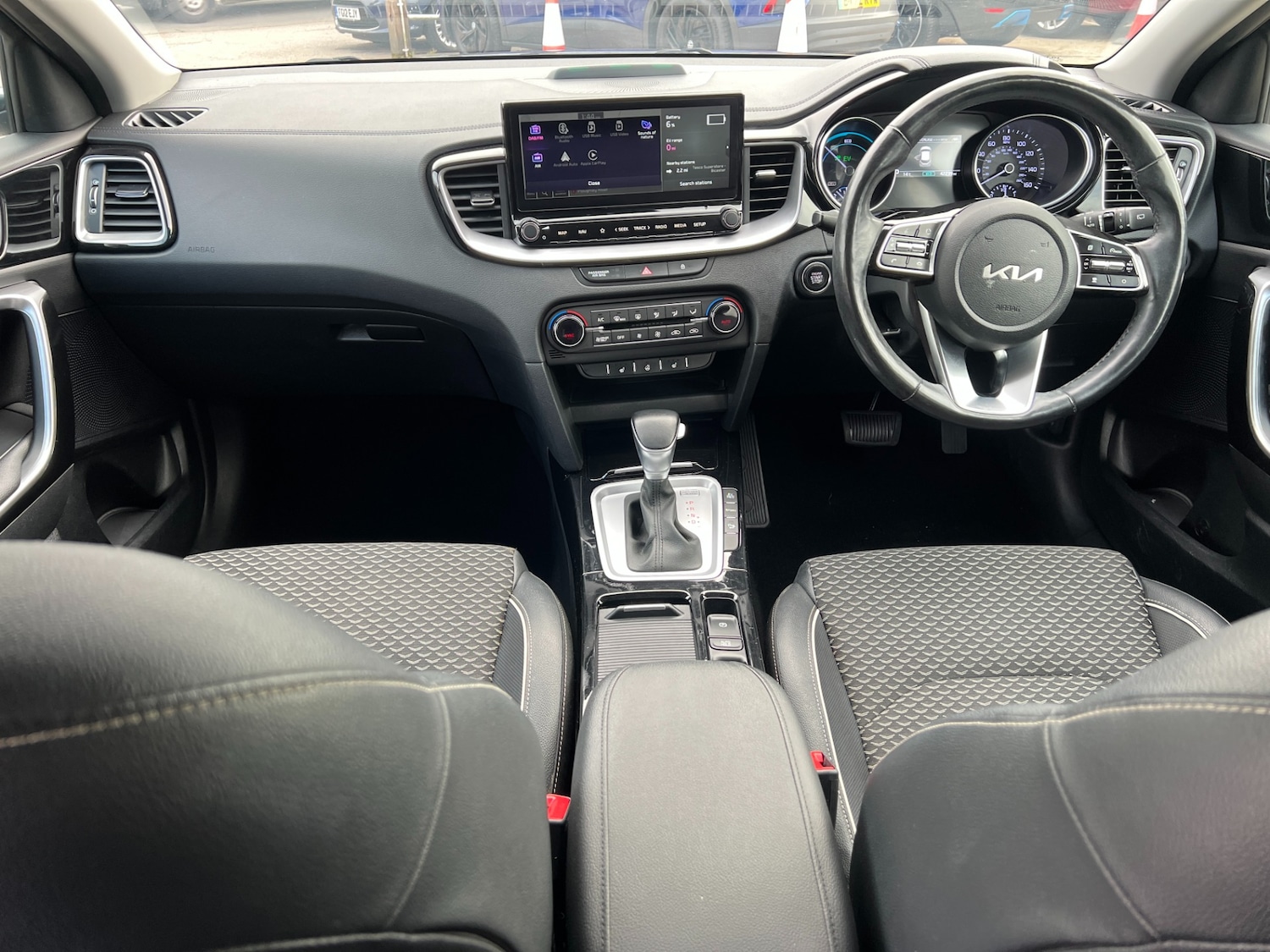 Used Kia XCeed 2021 for sale - 76330486: Photo 2