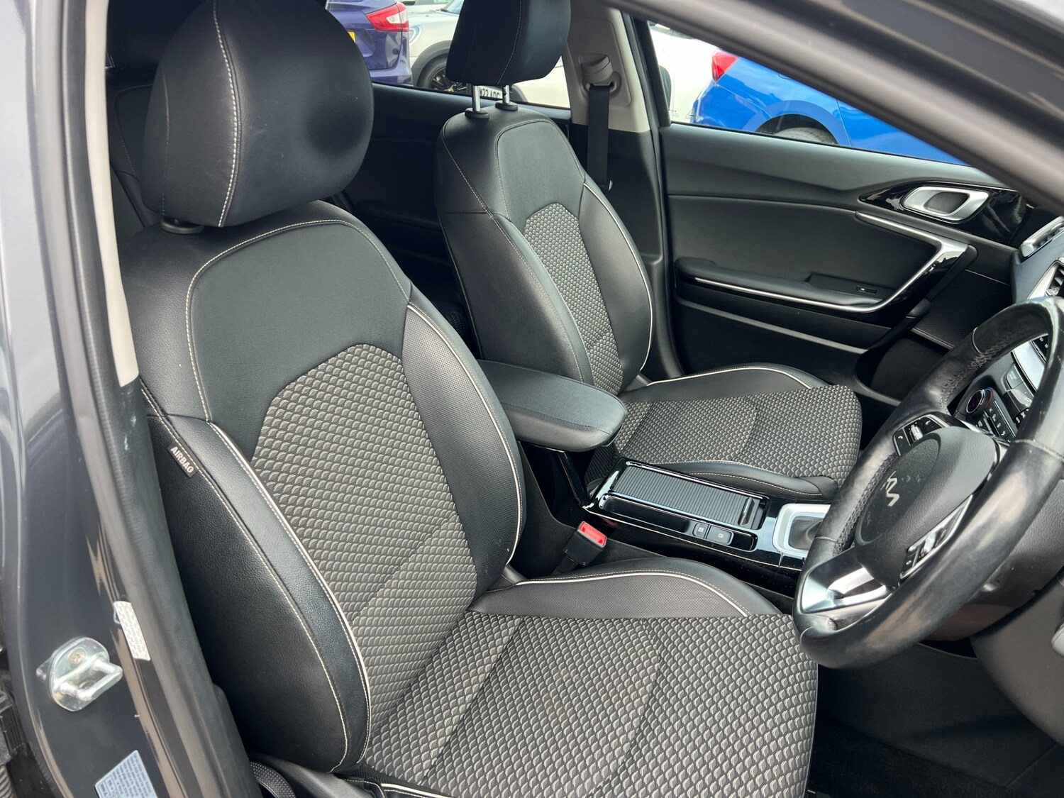 Used Kia XCeed 2021 for sale - 76330486: Photo 35