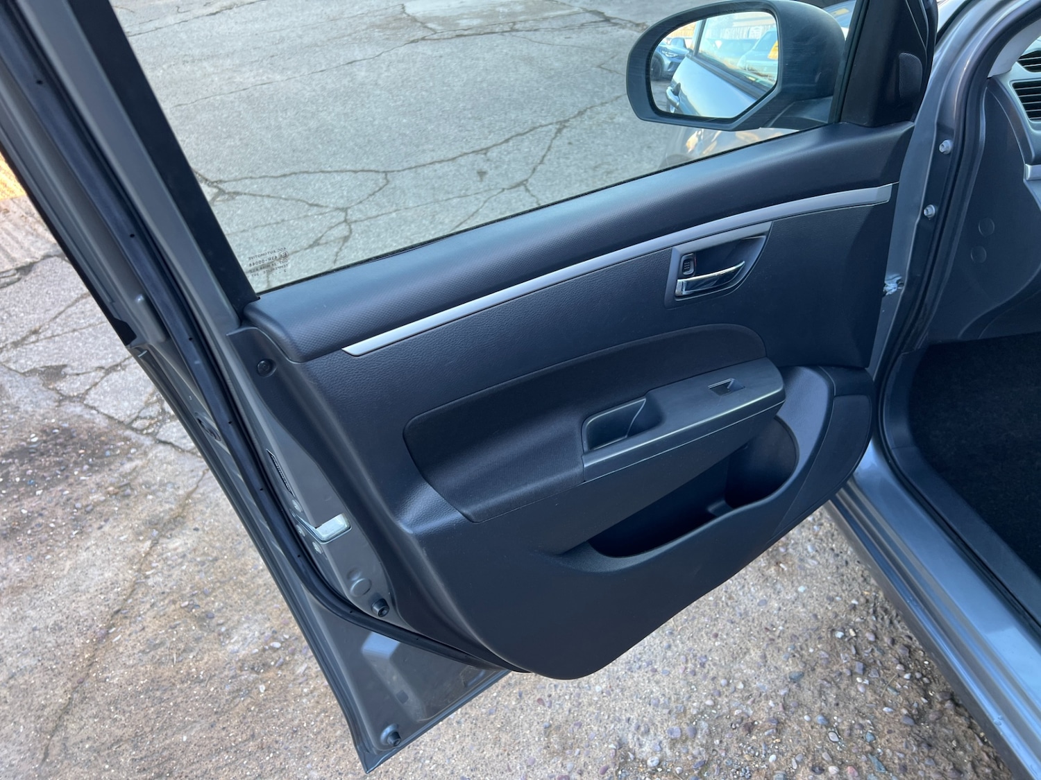 Used Suzuki Swift 2013 for sale - 77461662: Photo 14