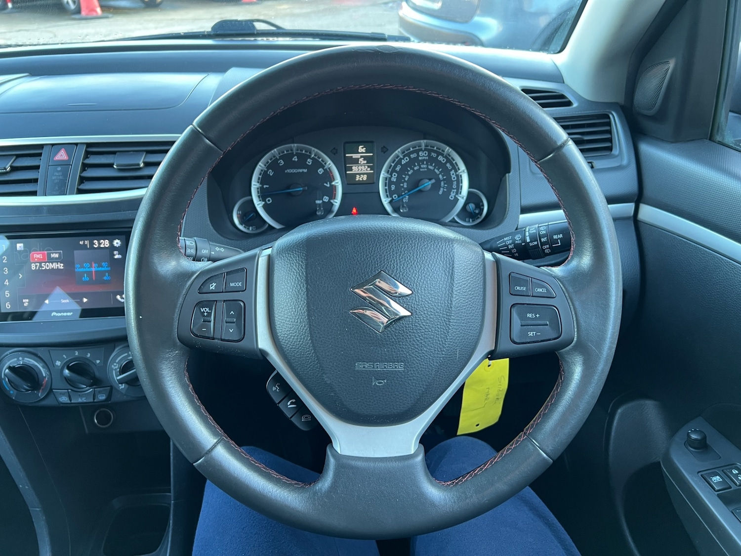 Used Suzuki Swift 2013 for sale - 77461662: Photo 22