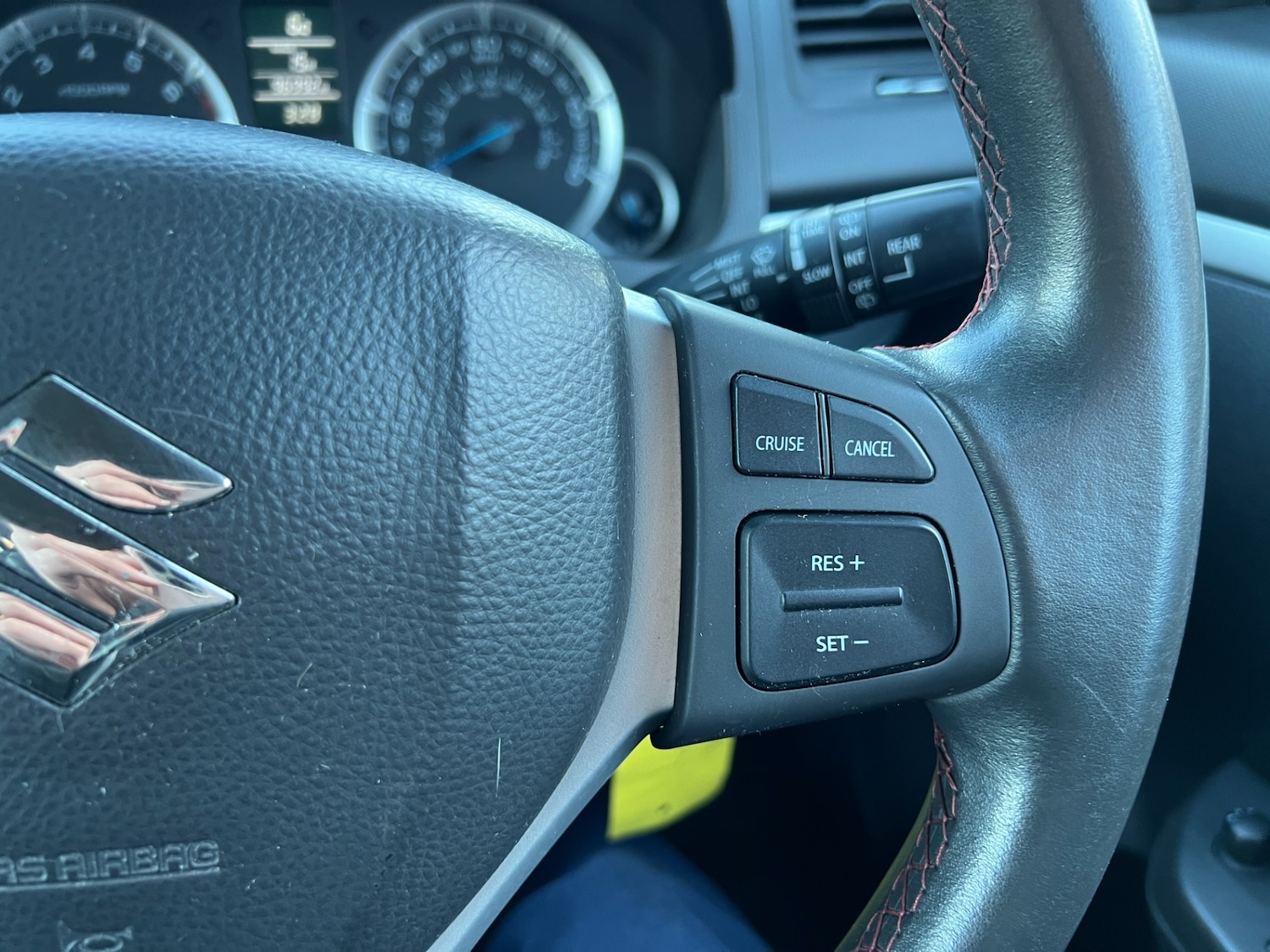 Used Suzuki Swift 2013 for sale - 77461662: Photo 23