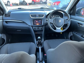 Used Suzuki Swift 2013 for sale - 77461662: Photo