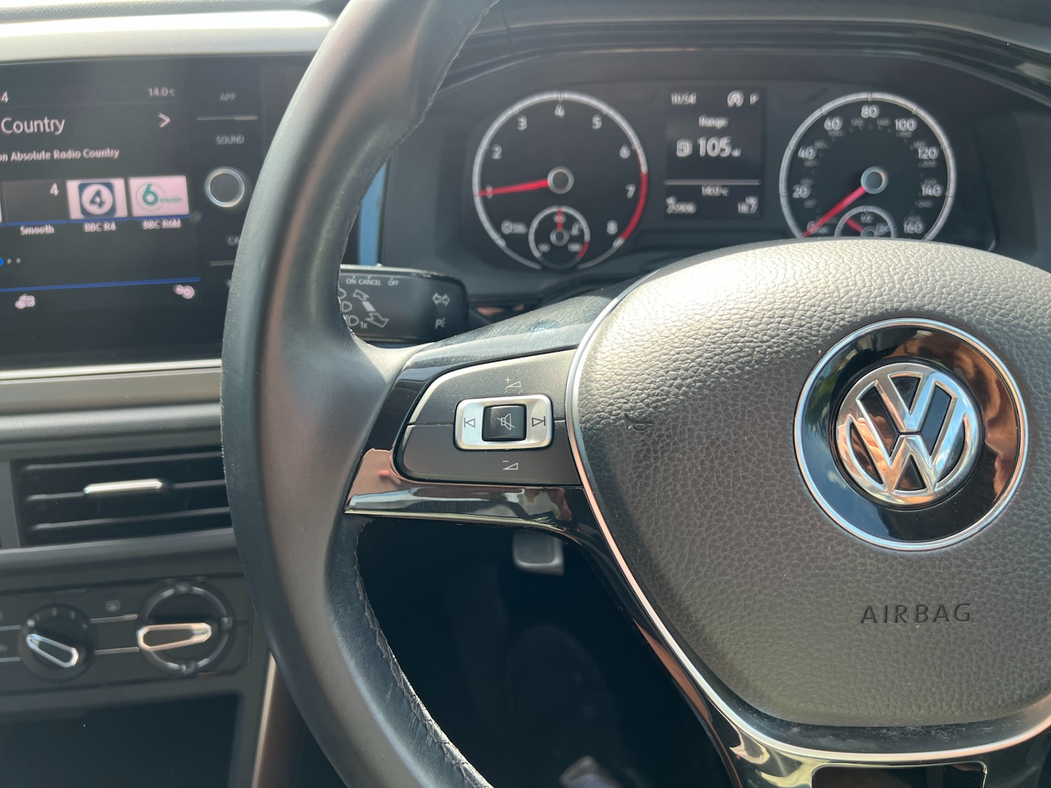 Used Volkswagen Polo 2019 for sale - 76287405: Photo 28