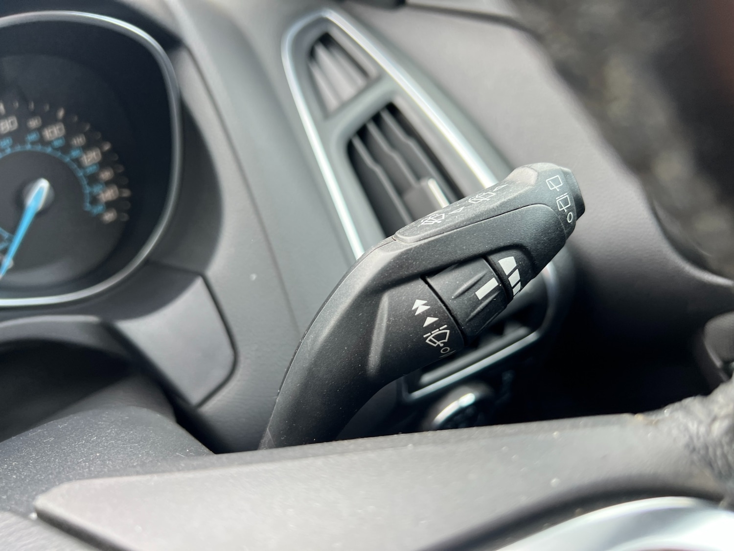 Used Ford Focus 2012 for sale - 76366636: Photo 24