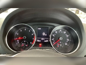 Used Volkswagen Polo 2017 for sale - 79372095: Photo