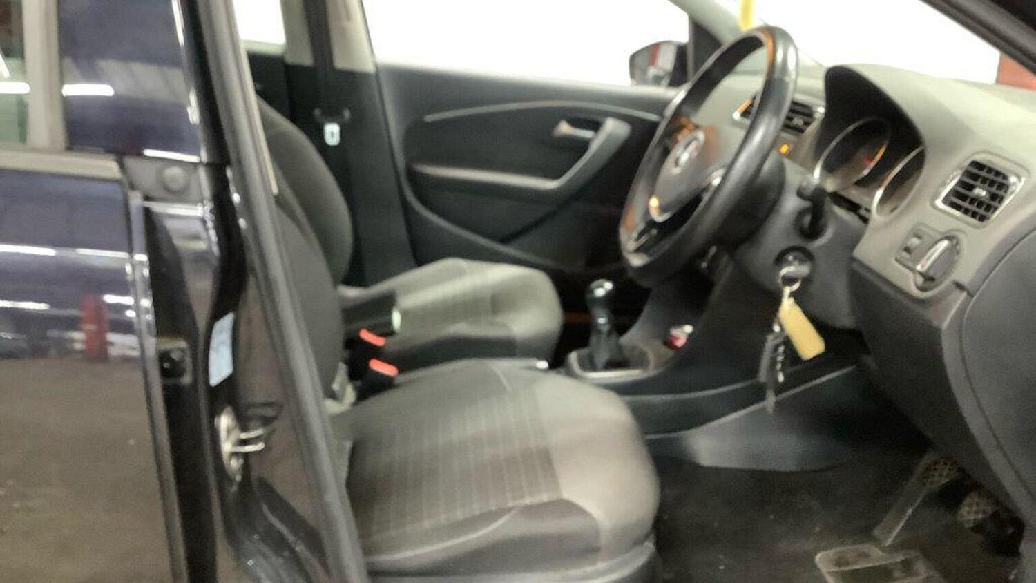 Used Volkswagen Polo 2014 for sale - 77558517: Photo 10