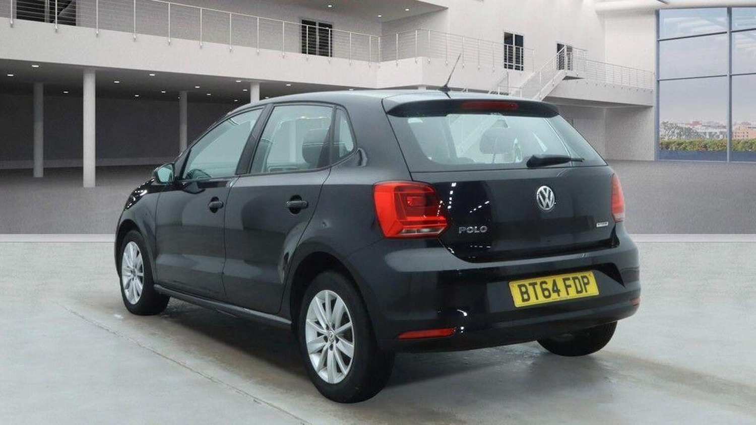 Used Volkswagen Polo 2014 for sale - 77558517: Photo 4