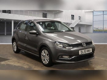 Used Volkswagen Polo 2015 for sale - 77906628: Photo