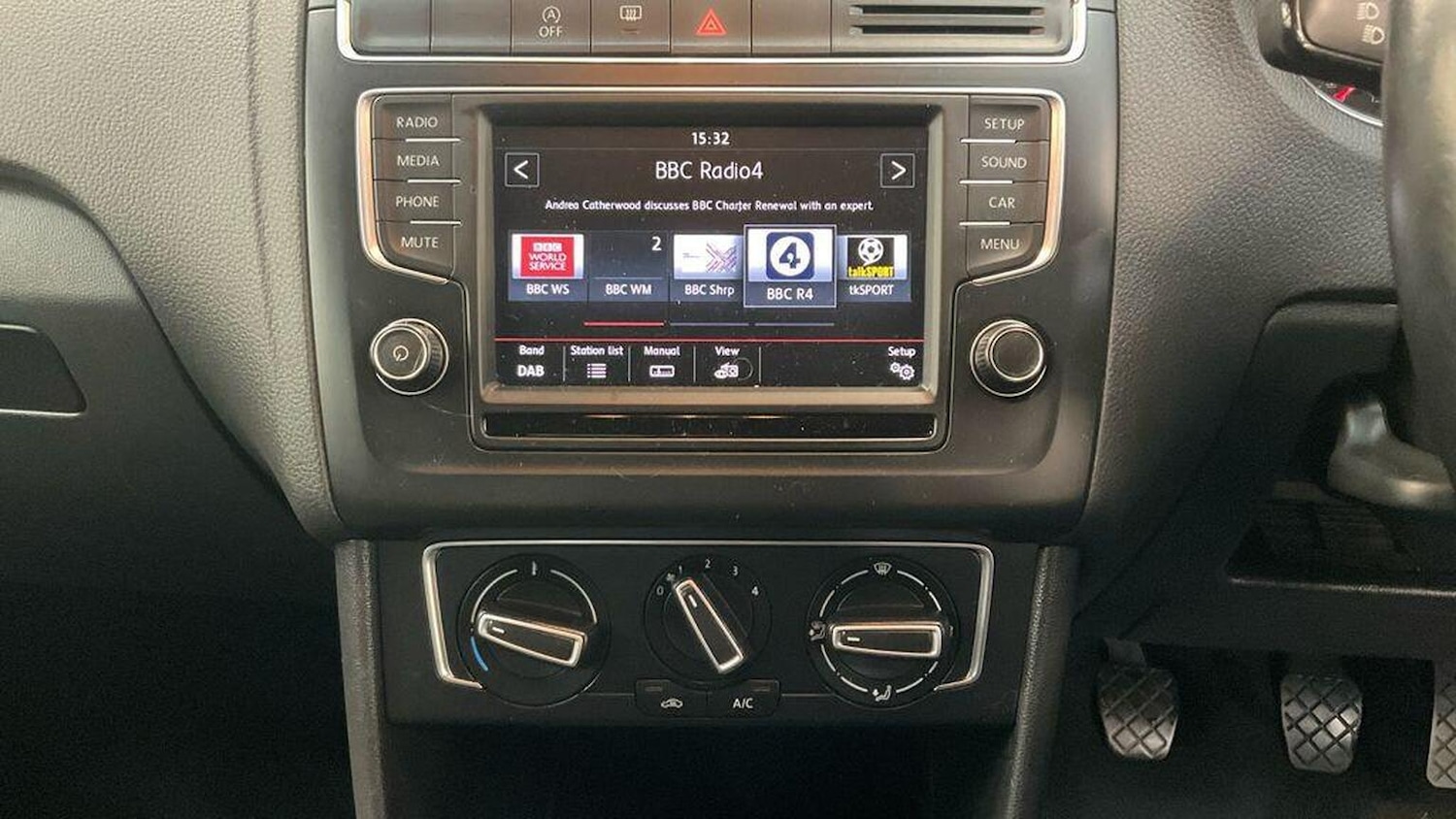 Used Volkswagen Polo 2015 for sale - 77906628: Photo 4