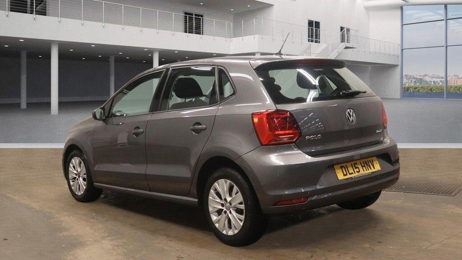 Used Volkswagen Polo 2015 for sale - 77906628: Photo 6