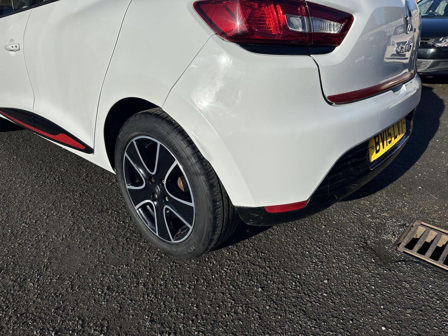 Used Renault Clio 2015 for sale - 77357308: Photo 11