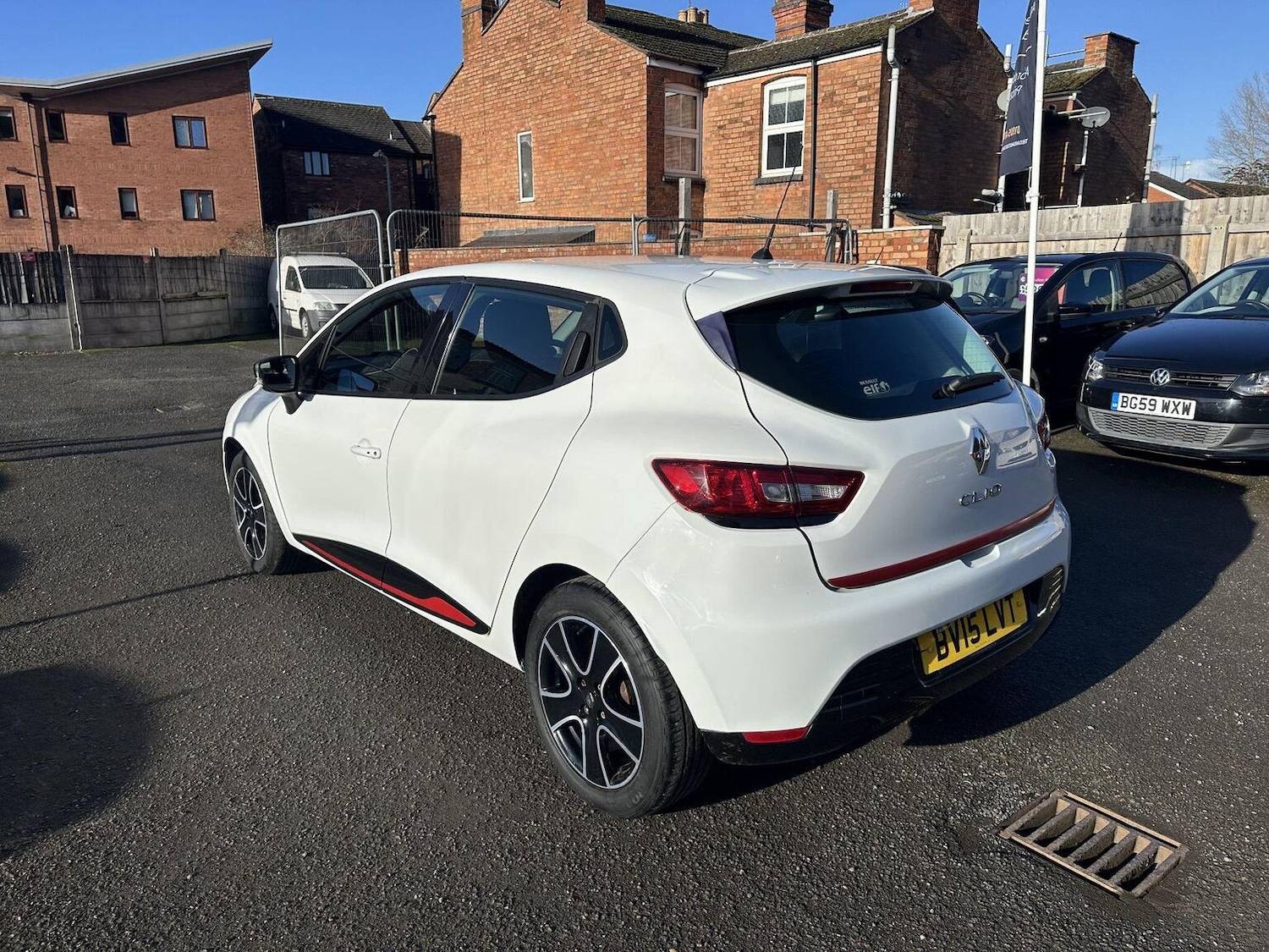 Used Renault Clio 2015 for sale - 77357308: Photo 12