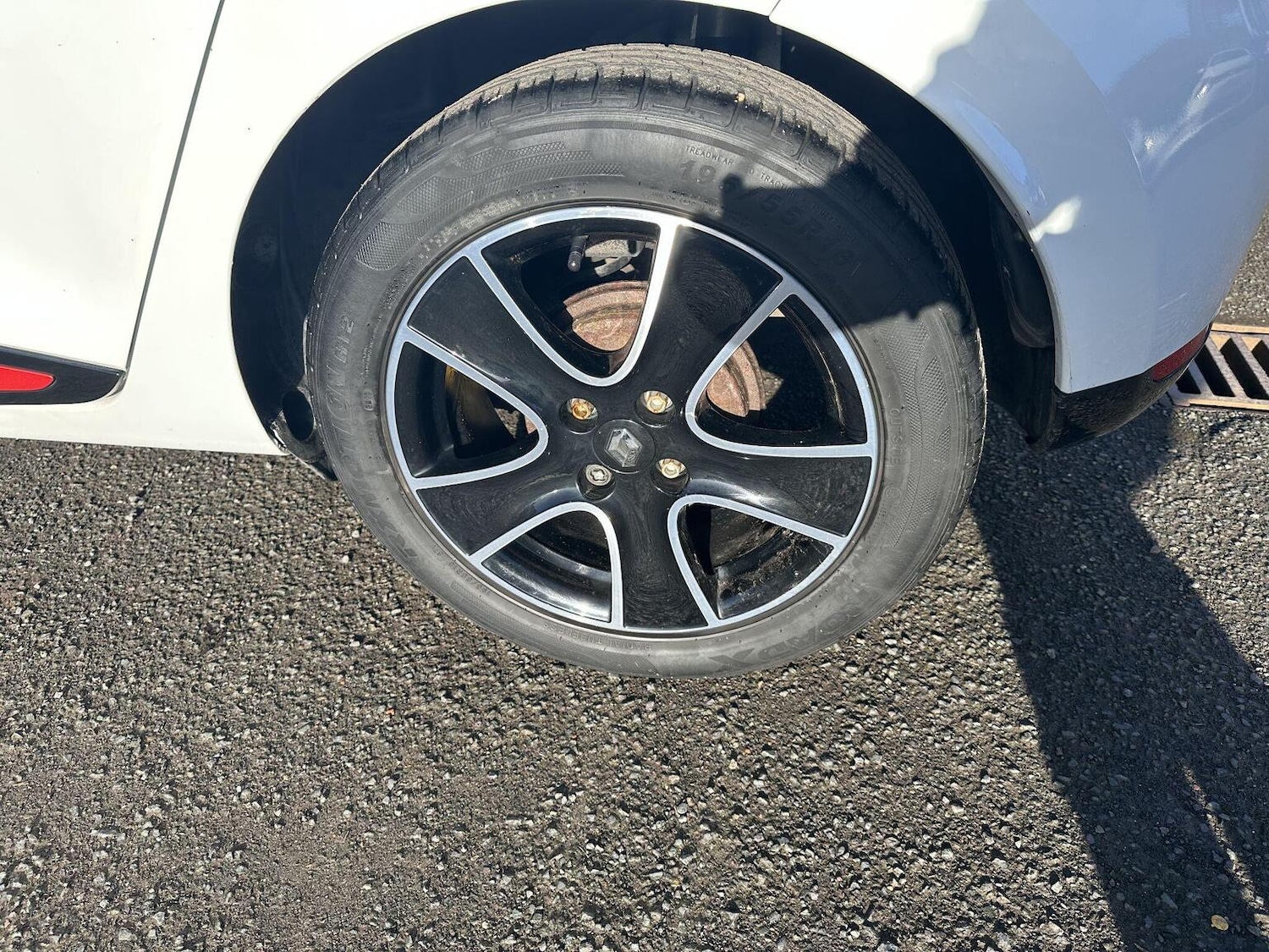 Used Renault Clio 2015 for sale - 77357308: Photo 13