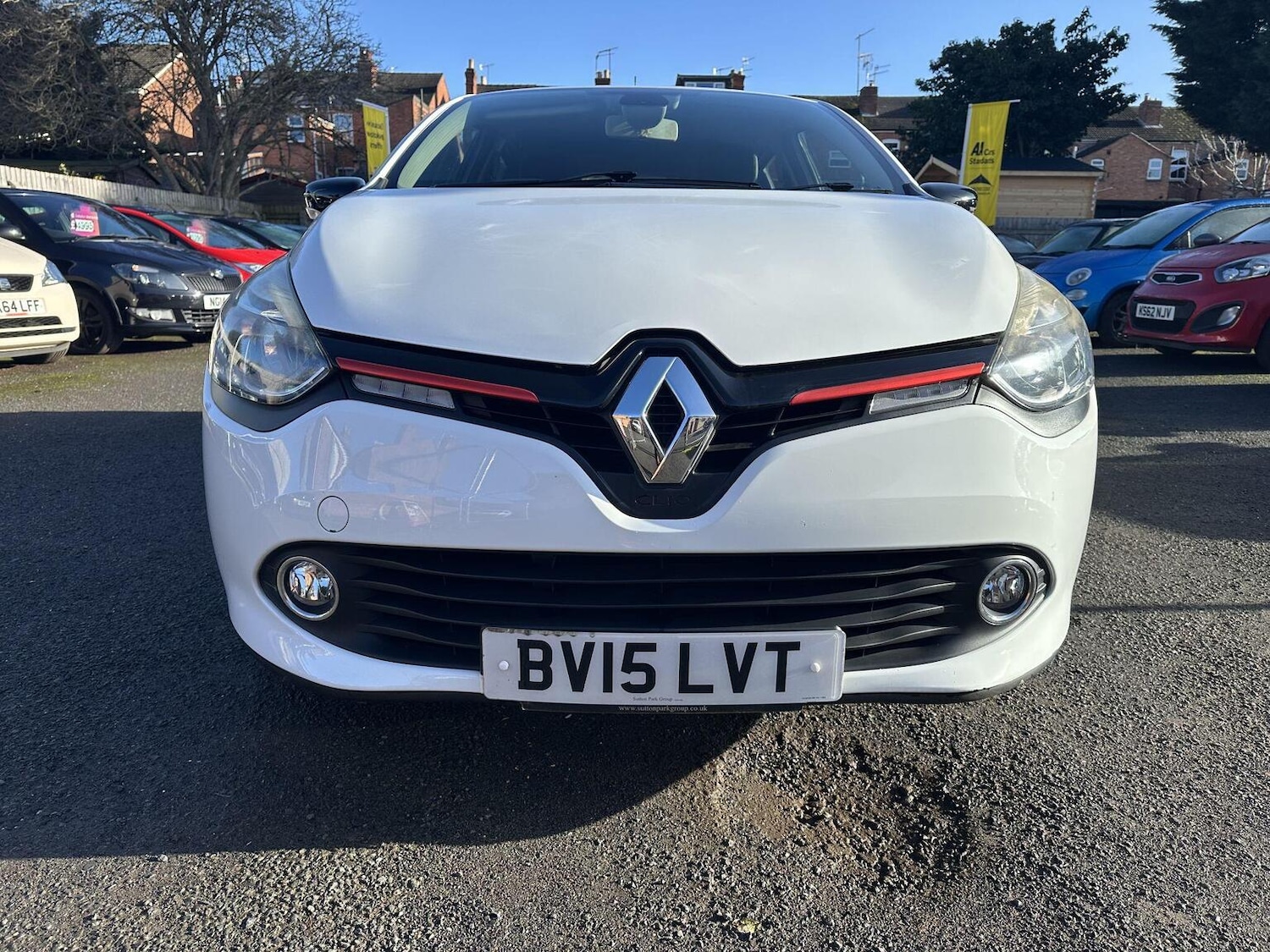 Used Renault Clio 2015 for sale - 77357308: Photo 19