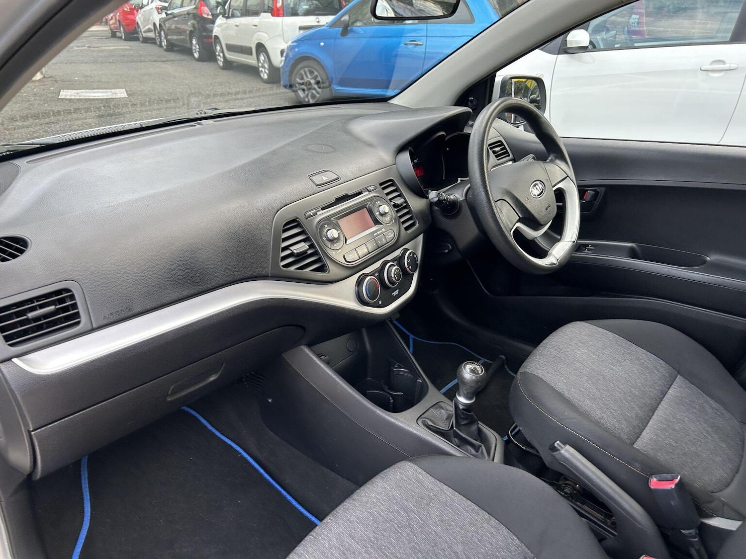 Used Kia Picanto 2012 for sale - 77707325: Photo 11