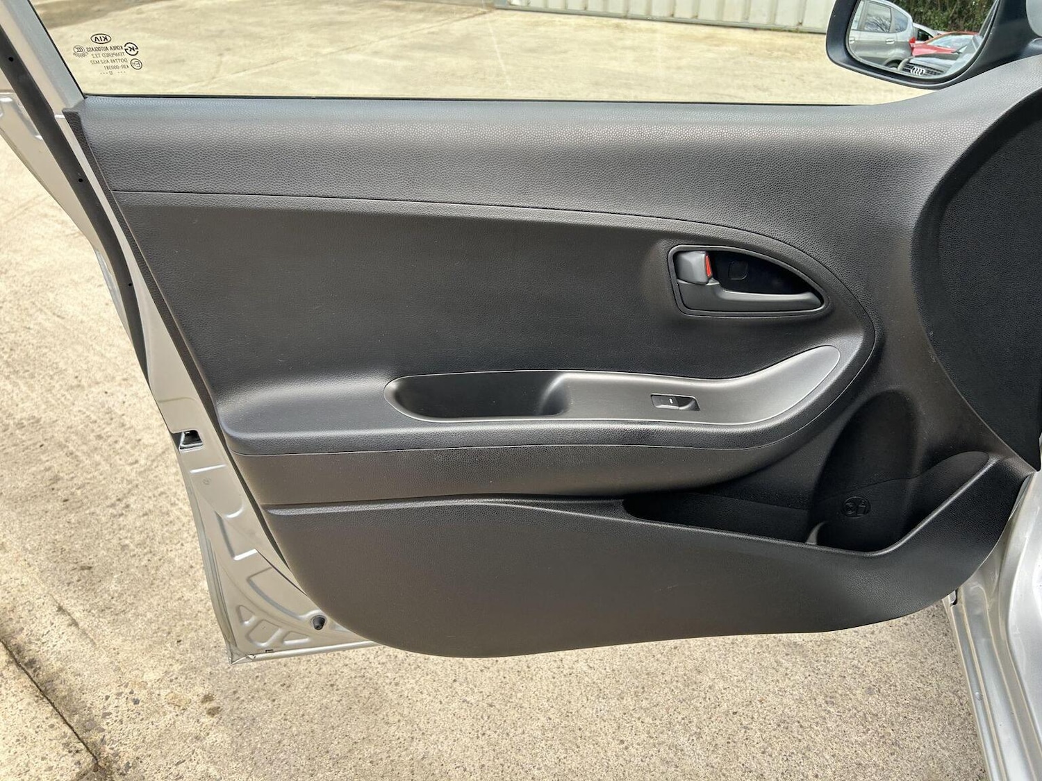 Used Kia Picanto 2012 for sale - 77707325: Photo 24