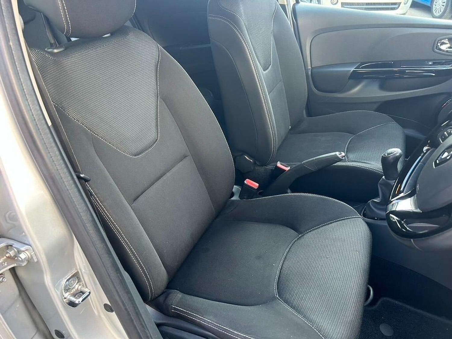 Used Renault Clio 2014 for sale - 77792924: Photo 16