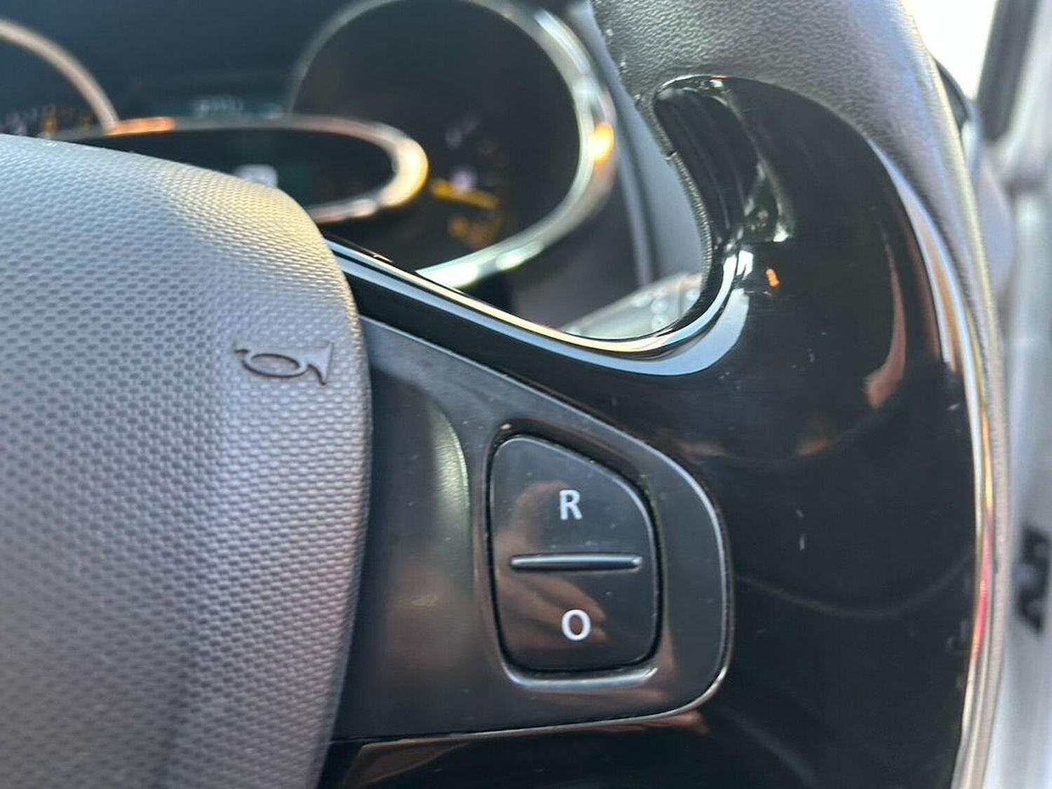 Used Renault Clio 2014 for sale - 77792924: Photo 22