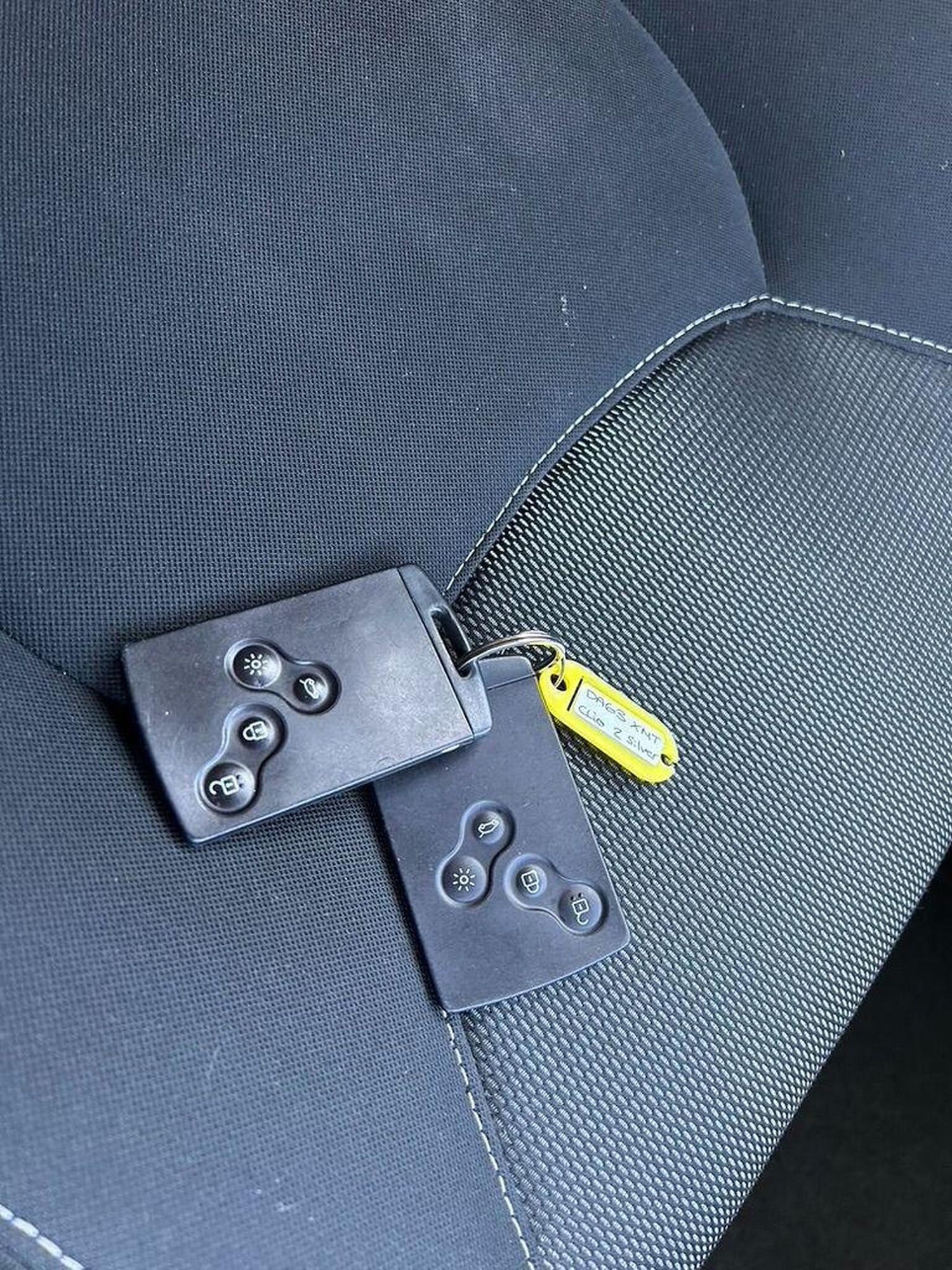 Used Renault Clio 2014 for sale - 77792924: Photo 25