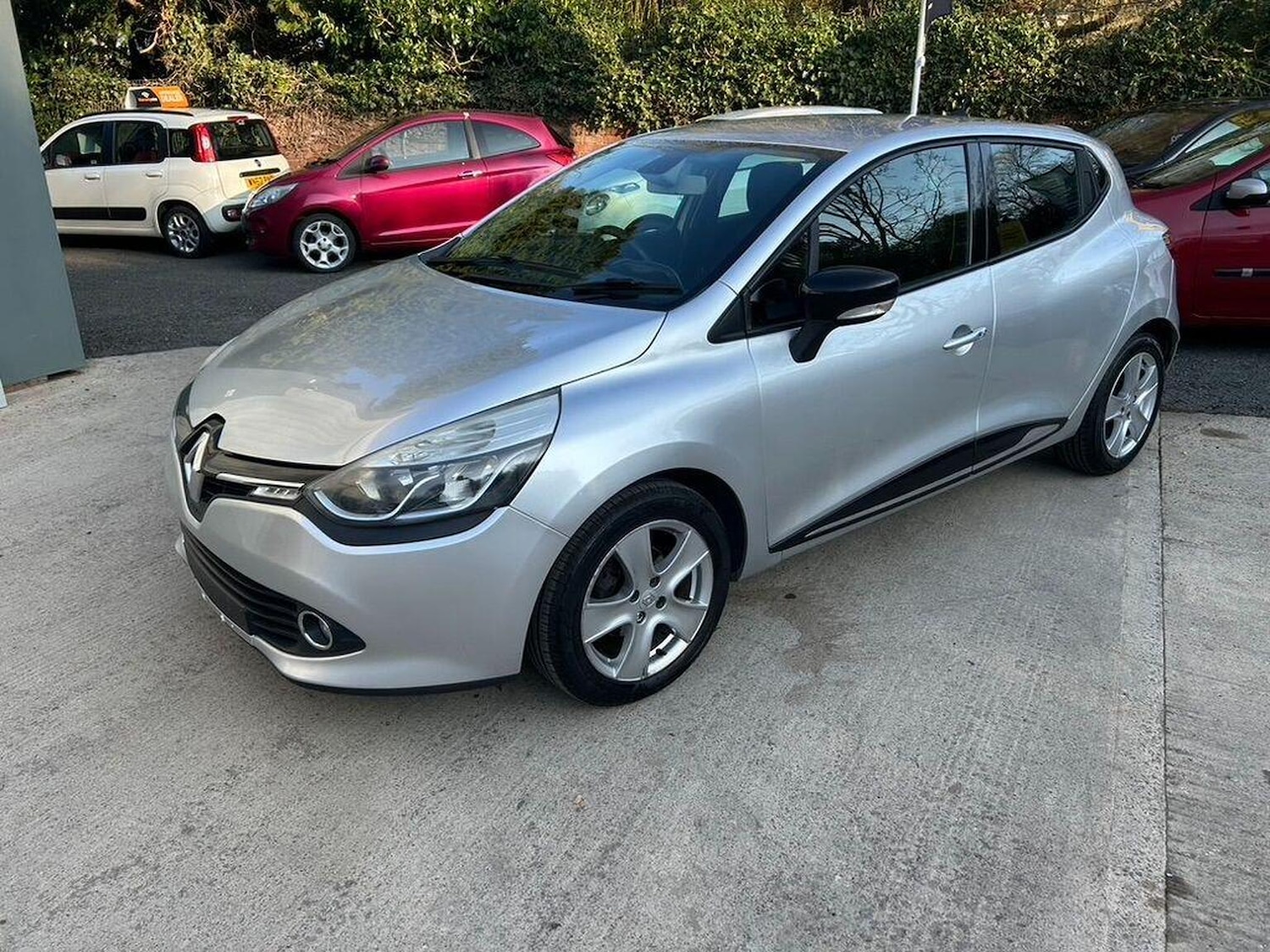 Used Renault Clio 2014 for sale - 77792924: Photo 3