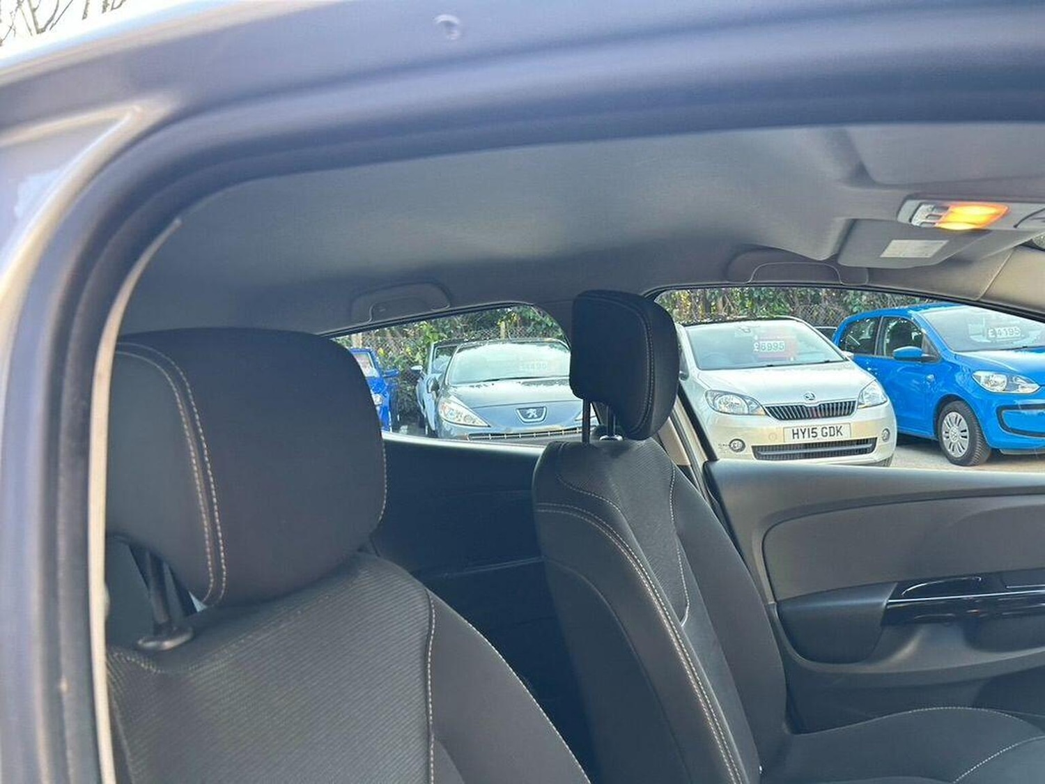 Used Renault Clio 2014 for sale - 77792924: Photo 51