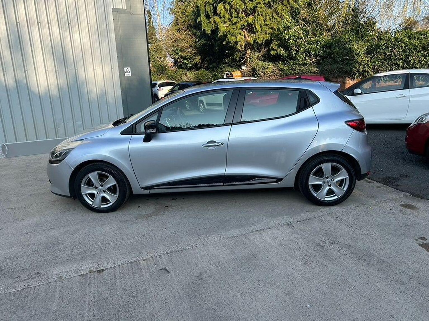 Used Renault Clio 2014 for sale - 77792924: Photo 7